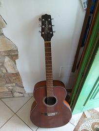 chitarra acustica elettrificata Takamine