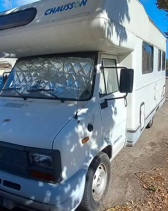Camper Chausson mansardato   5 posti letto