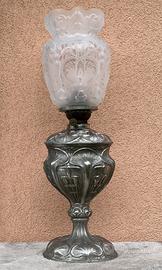 ANTICA LAMPADA A PETROLIO DITMAR BRUNNER