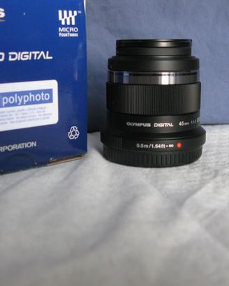 Olympus M.Zuiko Digital 45mm f/1.8