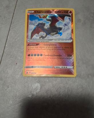 Charizard Lucente