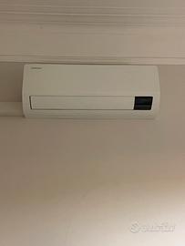 condizionatori  2 split piu 1 motore