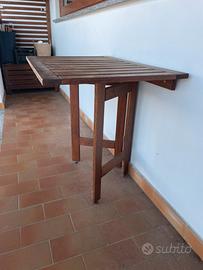 Tavolo parete da esterno