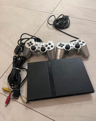 Playstation 2 Slim e giochi