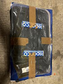 Paraspruzzi sagomati sparco