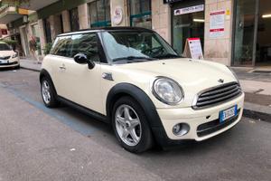 MINI Cooper D 1.6 Diesel – Cambio Automatico – Ann