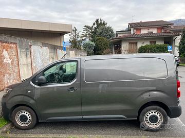 Toyota proace M  122cv 2000cc