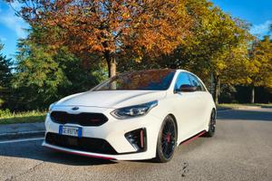 Kia Ceed GT 204 cv - 05/2021 - 81000 km - € 19800