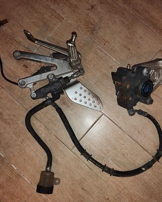 Impianto frenante posteriore Yamaha R1 1998-2001