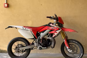 Hm 50 CRM  con 70 DR