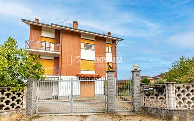 CAVAGNOLO 5 LOCALI CON GIARDINO, CANTINA E BOX AUT