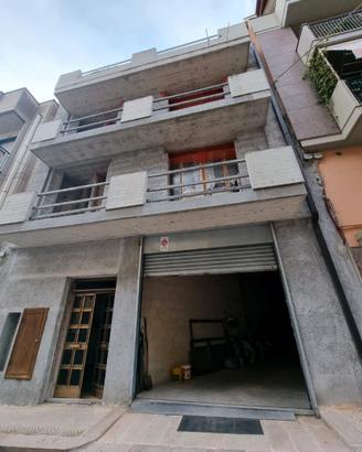 Tre appartamenti a rustico BA002519