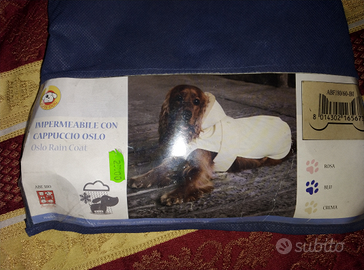 Impermeabile con cappuccio per cani