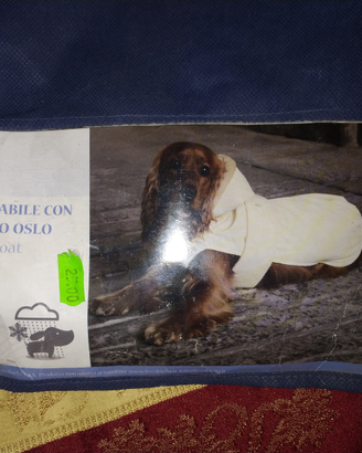 Impermeabile con cappuccio per cani