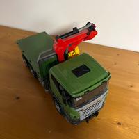 Camion per la legna giocattolo