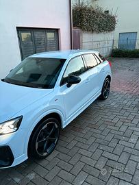 Audi Q2 35 2.0 TDI S line edition quattro S tronic