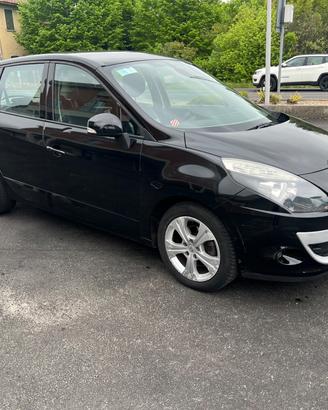 Renault Scenic Scénic 1.5 dCi 110CV EDC Luxe
