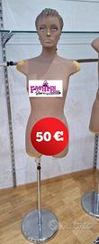 MANICHINO DONNA 1/2 BUSTO IN PELLE CON PEDANA