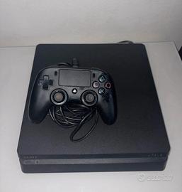 consolle playstation 4 con joypad 