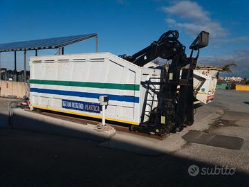 Cassone/Container Scarrabile con Gru
