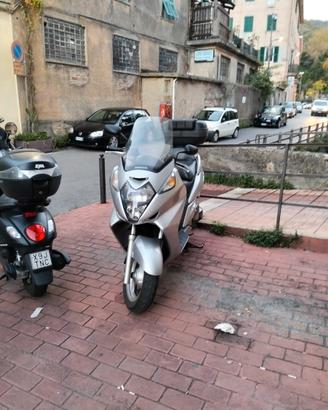 Honda Silver Wing 600 - 2003