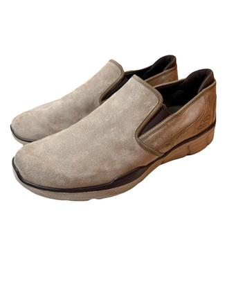 Sneakers Skechers in pelle scamosciata