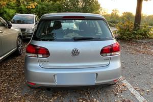 Volkswagen Golf 1.6 TDI DPF 5 porte Highline