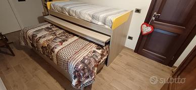 Letto doppio a scomparsa cameretta