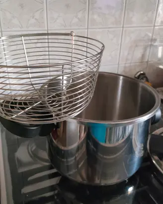 PENTOLA A PRESSIONE LAGOSTINA CLIPSO