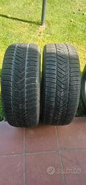 2 gomme 245 45 19 102 V Pirelli a 85 %