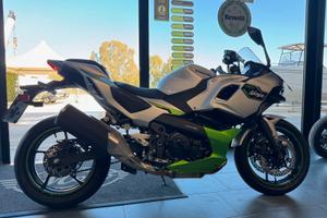 Kawasaki Ninja 7 Hybrid KM 0