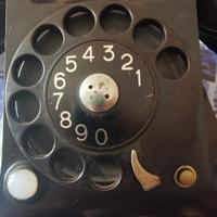Antico telefono Ericsson con relativa centralina 