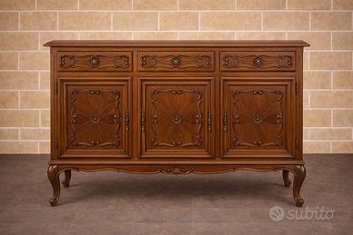 Credenza tre ante con tre cassetti