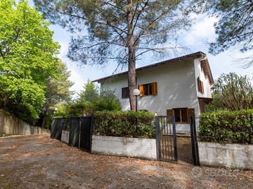 Villa a schiera Torchiara [Cod. rif 3316993VRG]
