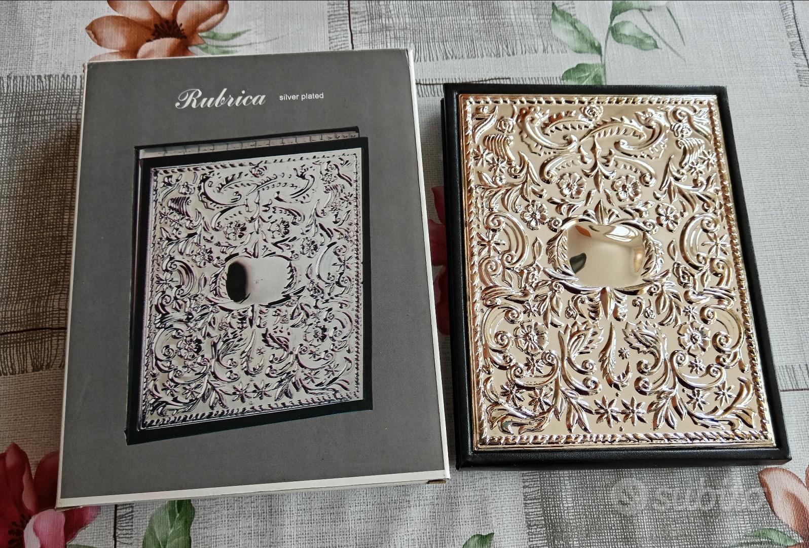 Rubrica telefonica in pelle nera e silver 15x21 - Arredamento e Casalinghi  In vendita a Palermo