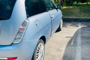 Lancia Y