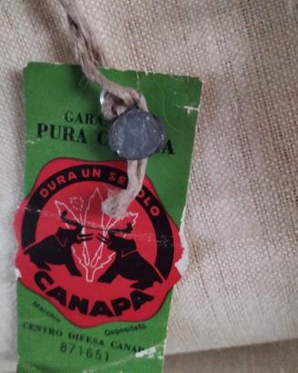 Canapa Pura 11 euro