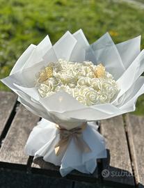 Bouchet di fiori finti