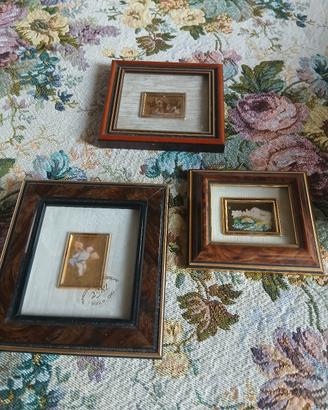 3 quadretti disegno foglia oro