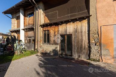 RUSTICO A MISSAGLIA