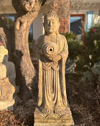 Buddha antico in pietra h100cm predis. x fontana
