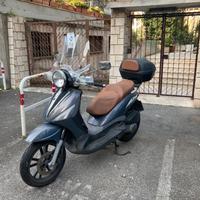 Piaggio Beverly 250