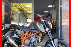 Ktm 690 duke +patente a2 +permute+garanzia+rate