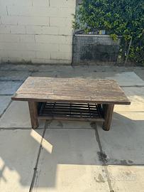 Tavolino in bambu e legno