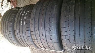 295 30 19 e 235 35 19ps2 usate