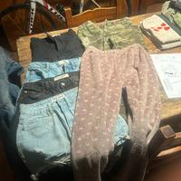 Stock jeans e magliette