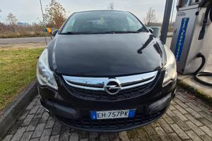 Opel corsa 2011