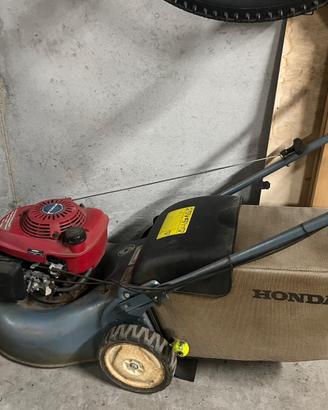 Tagliaerba a scoppio Honda