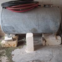 Serbatoio in ferro zincato litri 1000 orizzontale