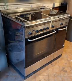 Termocucina Eka con forno e fornelli